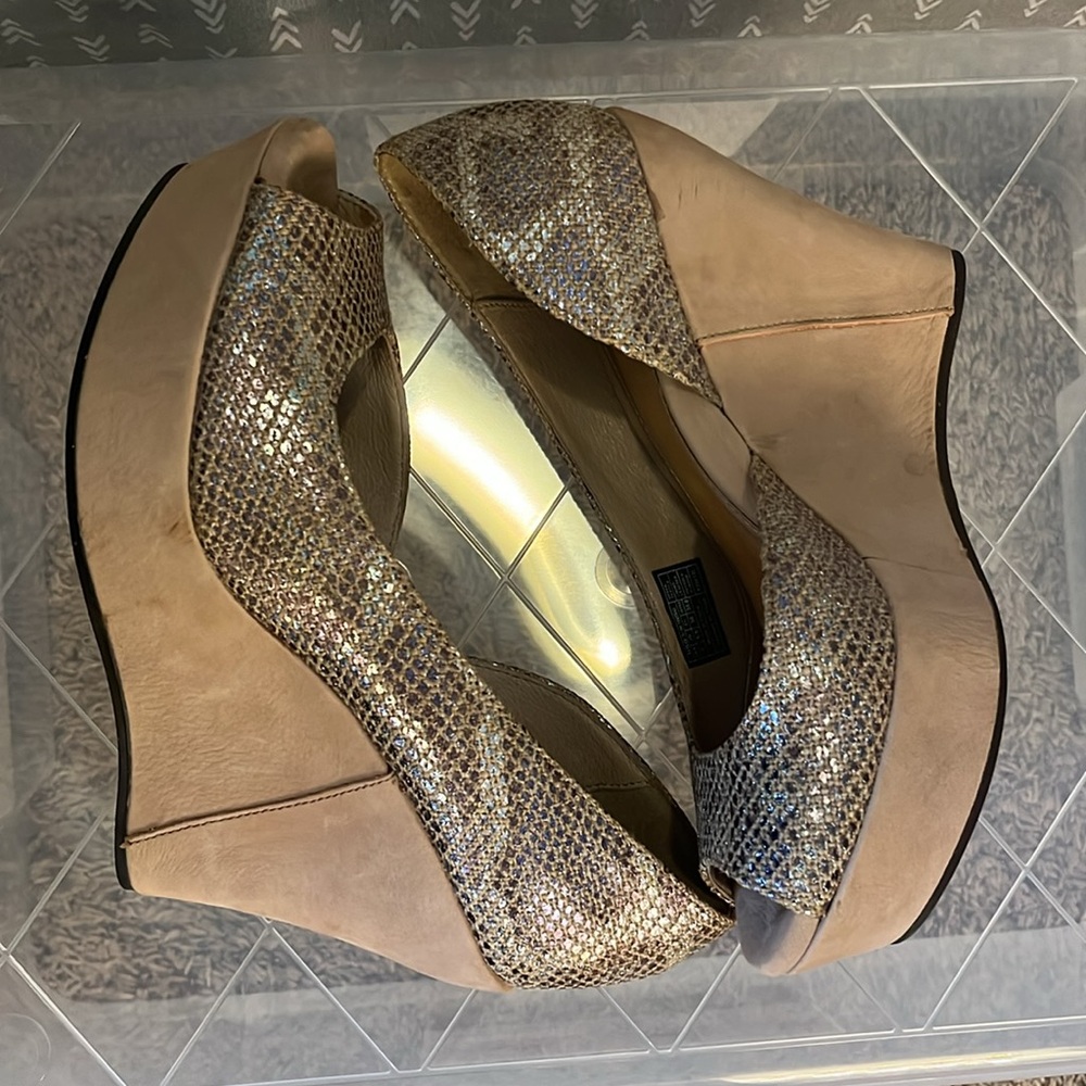 Good Condition. - Picture 6 of 8